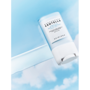 SKIN1004 CENTELLA MADAGASCAR BÂTON DE SOLEIL COUPE SOYEUSE HYALU-CICA