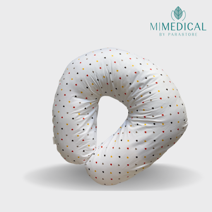 COUSSIN D'ALLAITEMENT MOTIFS COEURS MATIÈRE: OUATE