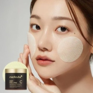 MEDICUBE DEEP VITA C PAD