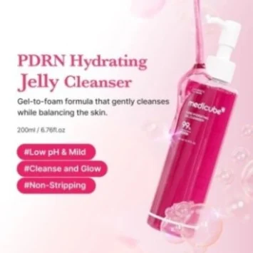 MEDICUBE PDRN HYDRATING GEL CLEANSER